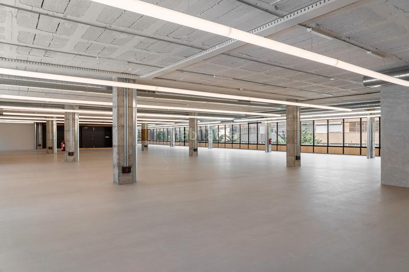 Foto fefe6951-a3a3-4ea9-bf42-3bdc3d61d9c3. Location bureau avec chauffage parking dans Sant Ramon - Maternitat Barcelona