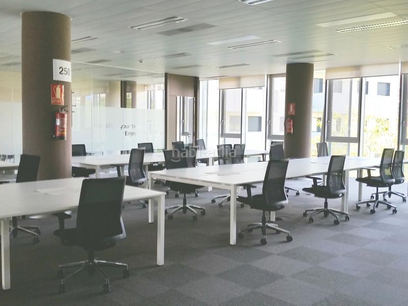 Foto ca66e872-fe42-4ccd-aae4-84434182779f. Miete büro mit heizung parking in Santa Eulàlia Hospitalet de Llobregat (L´)