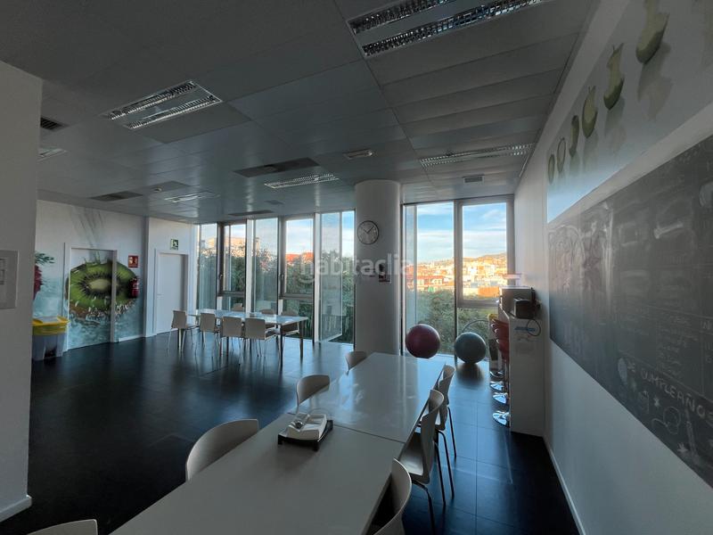 Foto 026c9256-5a36-44ce-954d-b96eb7d2ca29. Rent office space with heating parking in Santa Eulàlia Hospitalet de Llobregat (L´)