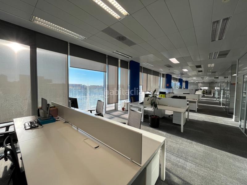 Foto 4f2248d7-ec4a-4cf4-a796-a0a598506460. Rent office space with heating parking in Santa Eulàlia Hospitalet de Llobregat (L´)