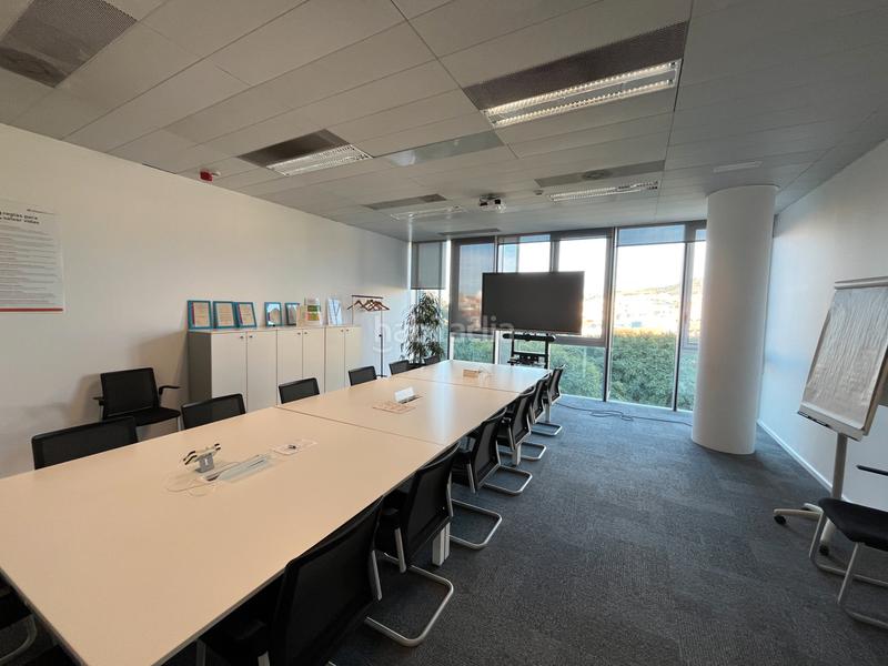 Foto ac3138b5-2bae-49dc-88ad-3c4db2765e5e. Rent office space with heating parking in Santa Eulàlia Hospitalet de Llobregat (L´)