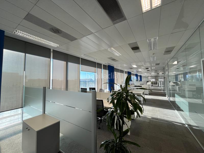 Foto eb7f5489-f520-4008-8ee2-b32a38f2a16e. Rent office space with heating parking in Santa Eulàlia Hospitalet de Llobregat (L´)