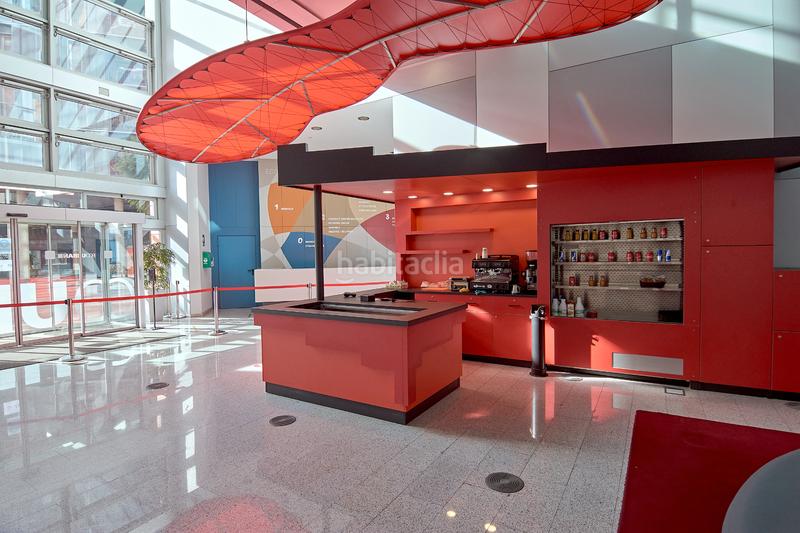 Foto d1038b01-45d8-46c1-913f-f8d5b31abc90. Miete büro in El Parc i la Llacuna del Poblenou Barcelona