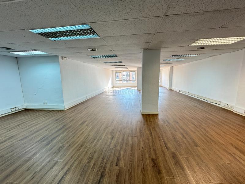 Foto 2b0634f6-2847-48c2-8327-f40bf594f645. Rent office space in carrer d'aragó 208 in L´Antiga Esquerra de l´Eixample Barcelona