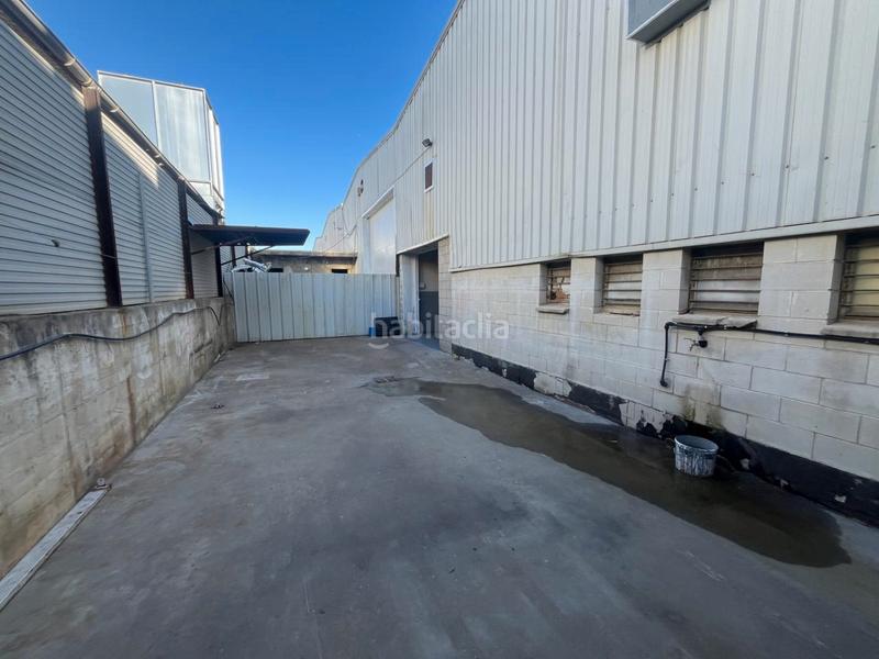Foto c00c495a-7f60-439d-add3-7df44a418cb4. Location bâtiment à usage industriel dans Can Roqueta Sabadell