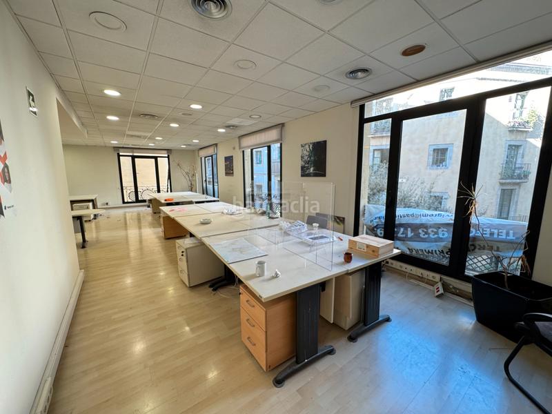 Foto bbf6c423-5c1a-4eed-a380-cac4236573b1. Miete büro in Gòtic Barcelona