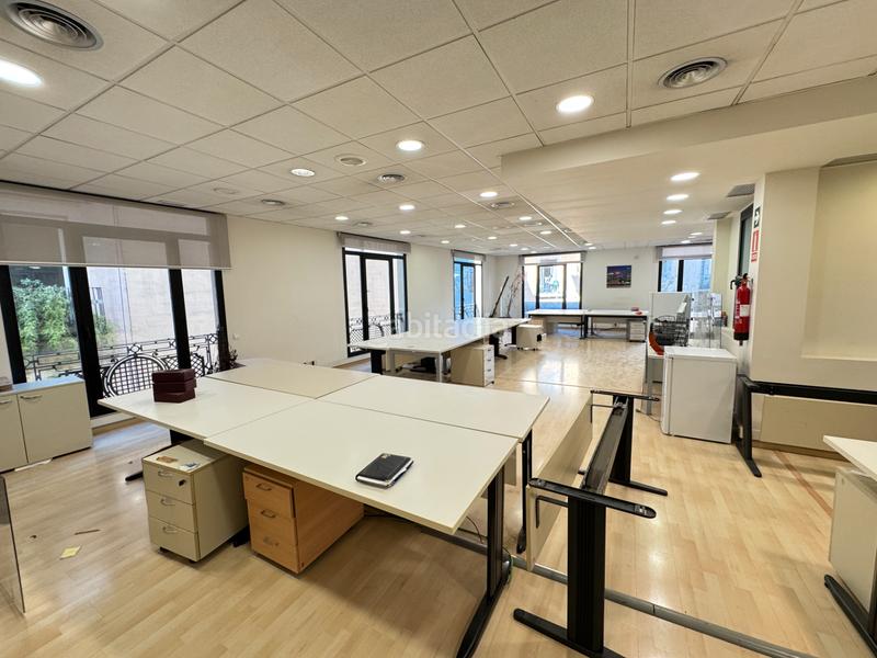 Foto 69b70959-b659-4113-930b-30c4043676c6. Alquiler oficina en Gòtic Barcelona