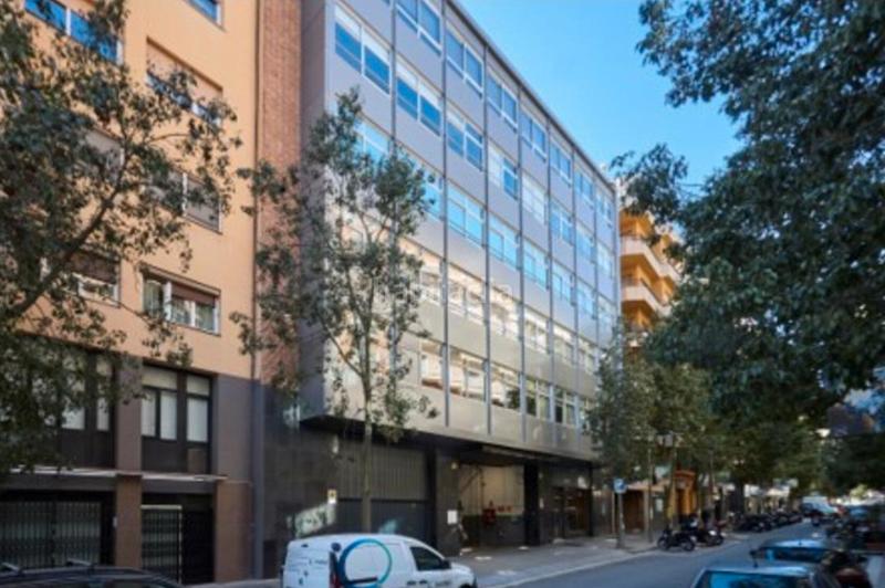 Foto a3fb8edd-820d-42c8-8c0e-baf372b34915. Location bureau avec chauffage dans Barri de les Corts Barcelona