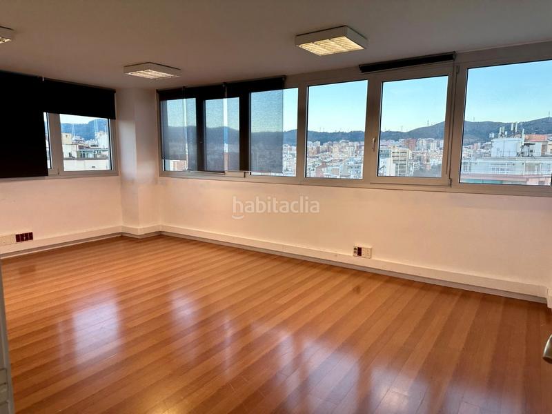 Foto df96e044-91cd-4aa9-9f08-79ffc6c9a7f3. Rent office space with heating parking in La Sagrera Barcelona