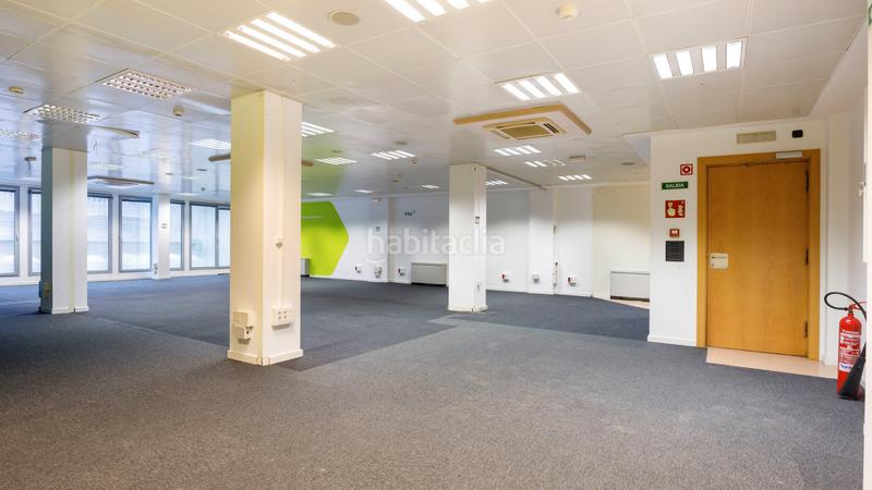 Foto e3426a4c-c058-47e2-acc7-4990808b1a86. Location bureau avec chauffage dans Dreta de l´Eixample Barcelona