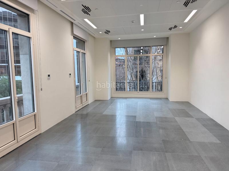 Foto 7bf5cad7-98bc-47f0-8c65-c80acc1ee236. Location bureau avec chauffage dans L´Antiga Esquerra de l´Eixample Barcelona