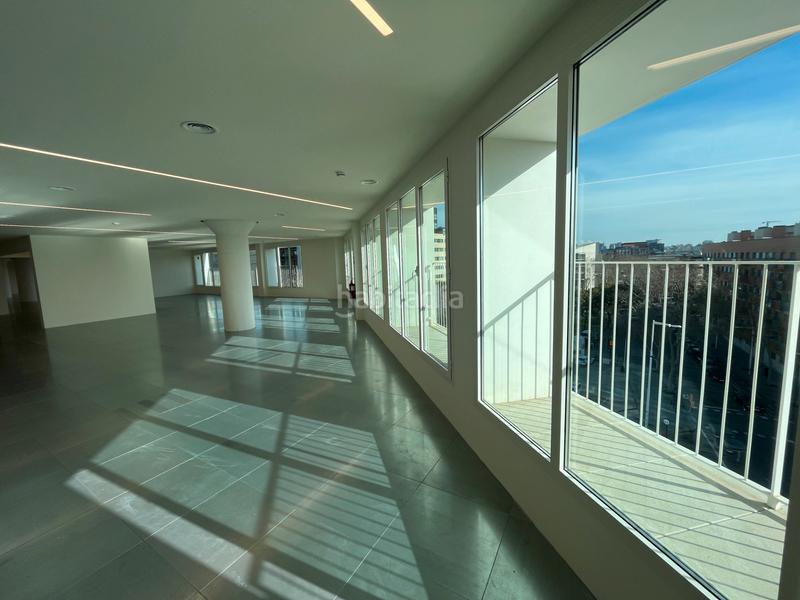 Foto 799ef545-281d-42a3-86c2-dee4cb895d79. Location bureau avec parking dans La Vila Olímpica del Poblenou Barcelona