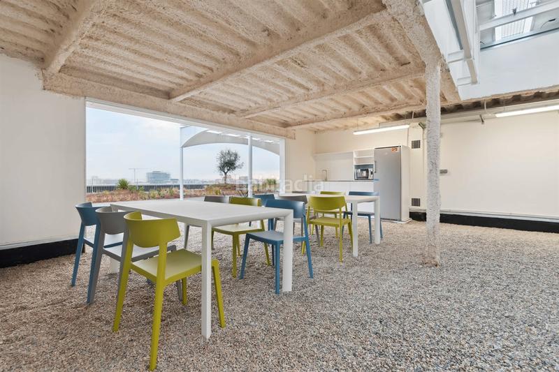 Foto 3b7ec4da-cfa9-41f6-bd1f-d99e6ab1fa51. Rent office space with parking in La Vila Olímpica del Poblenou Barcelona