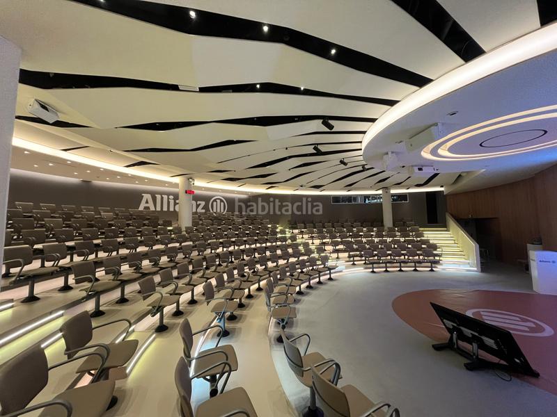 Foto 3655683c-8e01-4de0-a8cf-aa26a0db1ff4. Lloguer oficina amb calefacció aparcament a Hostafrancs Barcelona