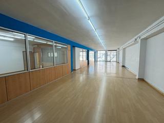 Location Bureau  Carrer de llull