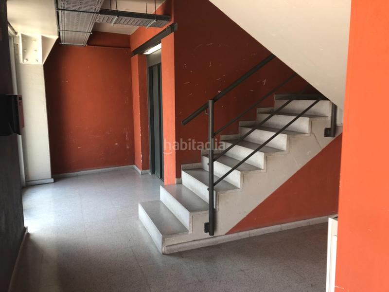 Foto b456e0d4-e232-45bd-8be8-68020807f8f1. Capannone industriale in Pomar Badalona