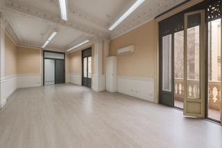 Lloguer Oficina  Carrer del consell de cent