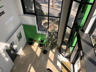 Affitto Capannone industriale  Carrer de rafael barradas. Nave-edificio industrial corporativo en el pol. ind. gran vía su