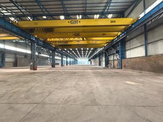 Lloguer Nau industrial  Carrer del mestral. 7 puentes grúa