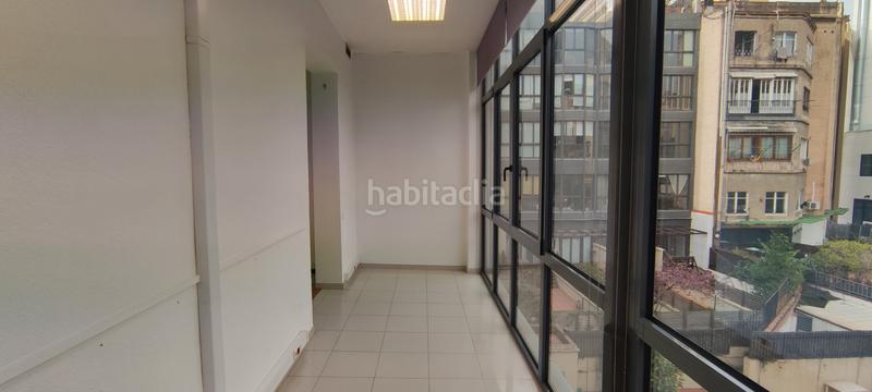 Foto d286dd5c-ab0c-4e15-ab41-375d7f4386b4. Miete büro mit heizung in Dreta de l´Eixample Barcelona