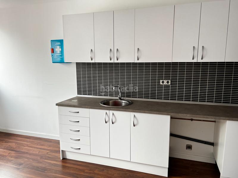 Foto cf0518de-582a-4f75-abf7-deb624afbe73. Miete büro in La Sagrera Barcelona