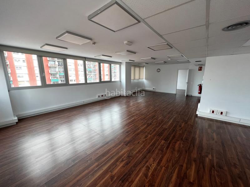Foto 392f97f2-c254-4bf1-8924-034d61f36e6a. Rent office space in La Sagrera Barcelona
