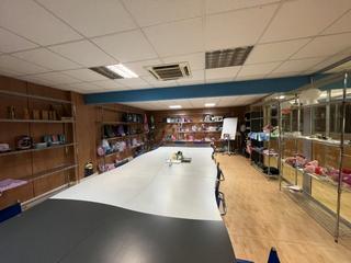 Nave industrial  Carrer de les roquetes. Nave industrial en venta en bigues i riells