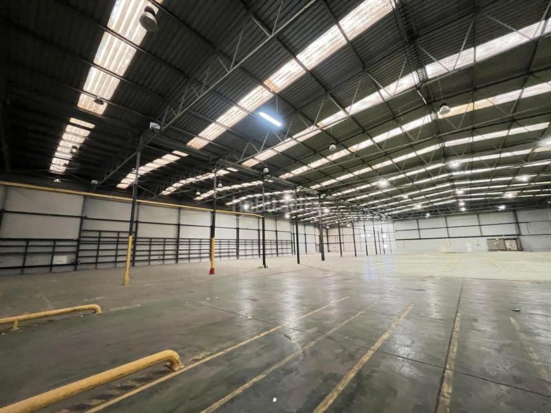 Foto 109f401b-0d2b-44e6-86d0-07221f047ebc. Nau industrial amb calefacció a Zona Industrial Barberà del Vallès