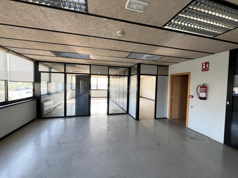 Foto 1bfc0586-820f-4a53-bfcf-644efb332228. Nau industrial amb calefacció a Zona Industrial Barberà del Vallès