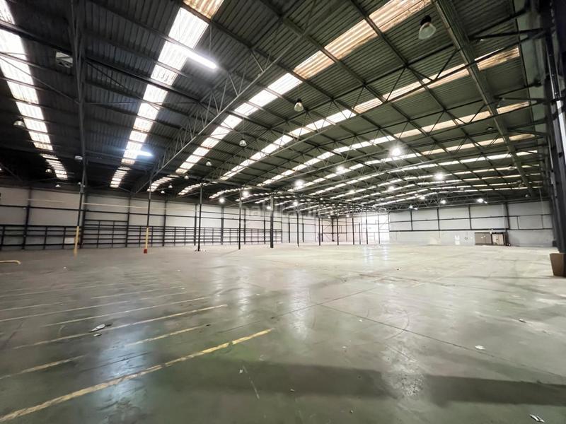 Foto 4cdb8074-66b5-4e67-94f4-43f22ea8aeb2. Nau industrial amb calefacció a Zona Industrial Barberà del Vallès