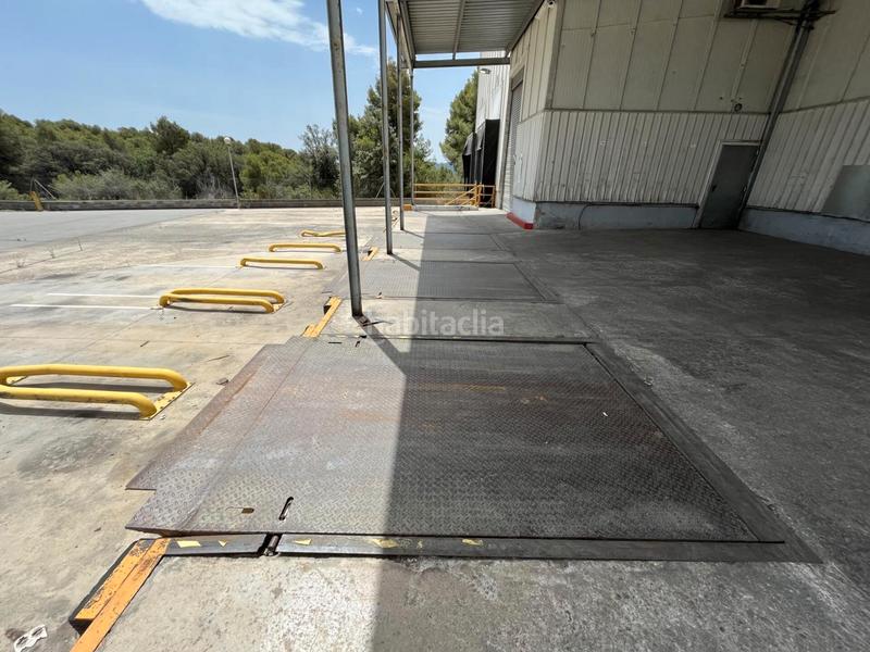 Foto 534e5f71-7fc1-42f4-896b-080547af0dbc. Nau industrial amb calefacció a Zona Industrial Barberà del Vallès