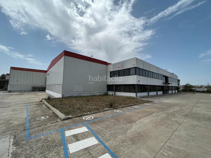 Foto 56a28efb-26a9-418b-91bf-ff99ad3f1c06. Nau industrial amb calefacció a Zona Industrial Barberà del Vallès