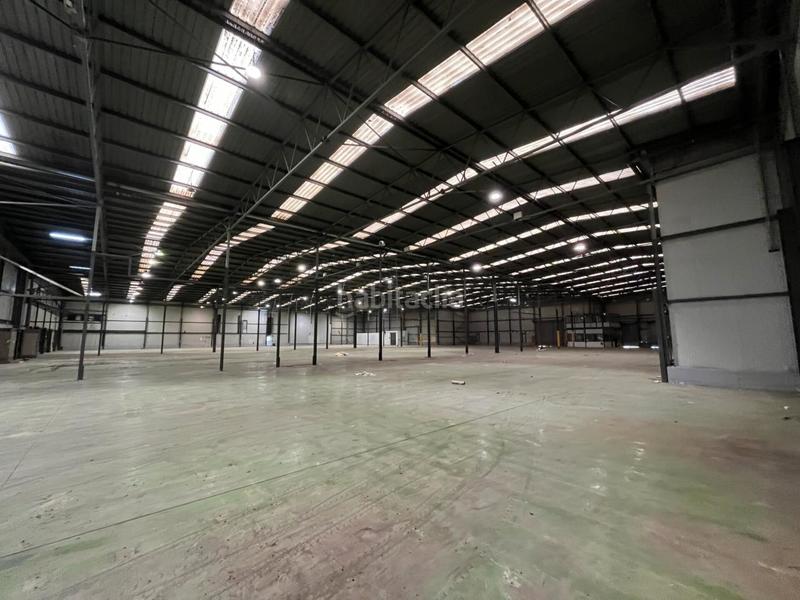 Foto 6c98b271-6bc5-47ab-993a-145d3a7a2520. Nau industrial amb calefacció a Zona Industrial Barberà del Vallès