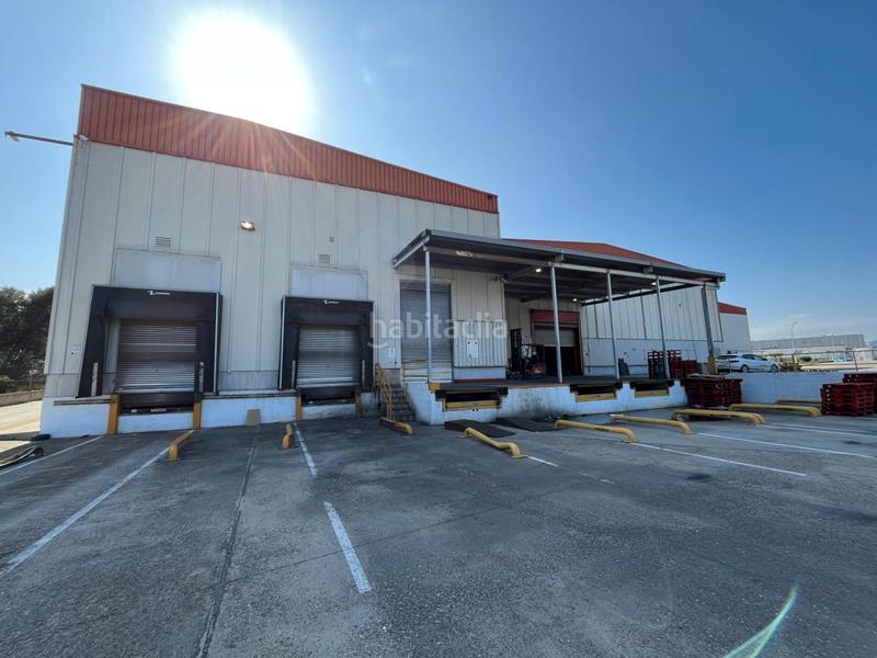 Foto 94edb24d-4ead-485f-aa73-09b0b8d095eb. Nau industrial amb calefacció a Zona Industrial Barberà del Vallès