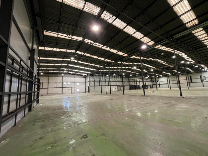 Foto 96f59558-dec5-4609-bcbc-1fc20d384973. Nau industrial amb calefacció a Zona Industrial Barberà del Vallès