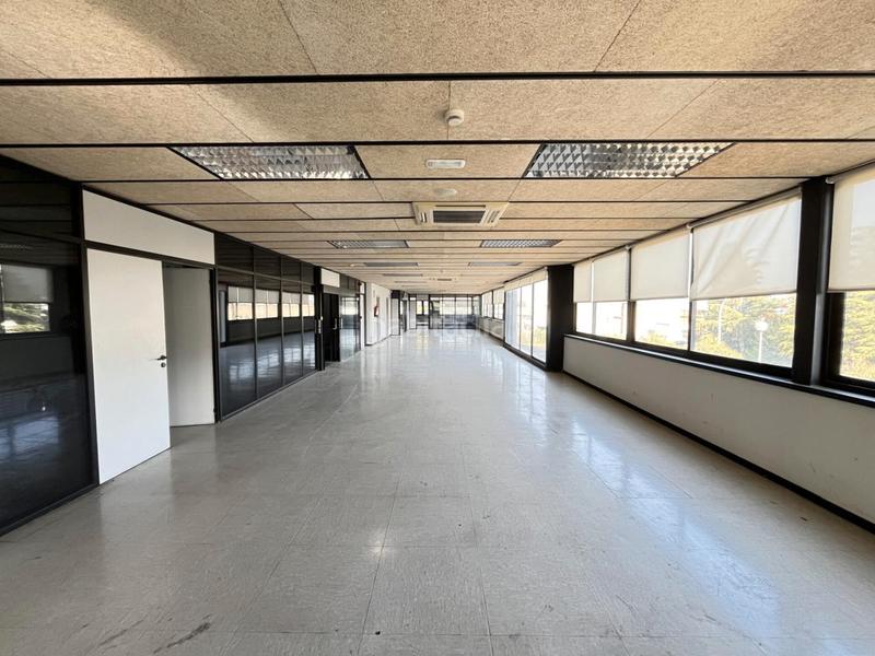 Foto d214fea1-51d7-441d-9a9a-3d75245c8752. Nau industrial amb calefacció a Zona Industrial Barberà del Vallès