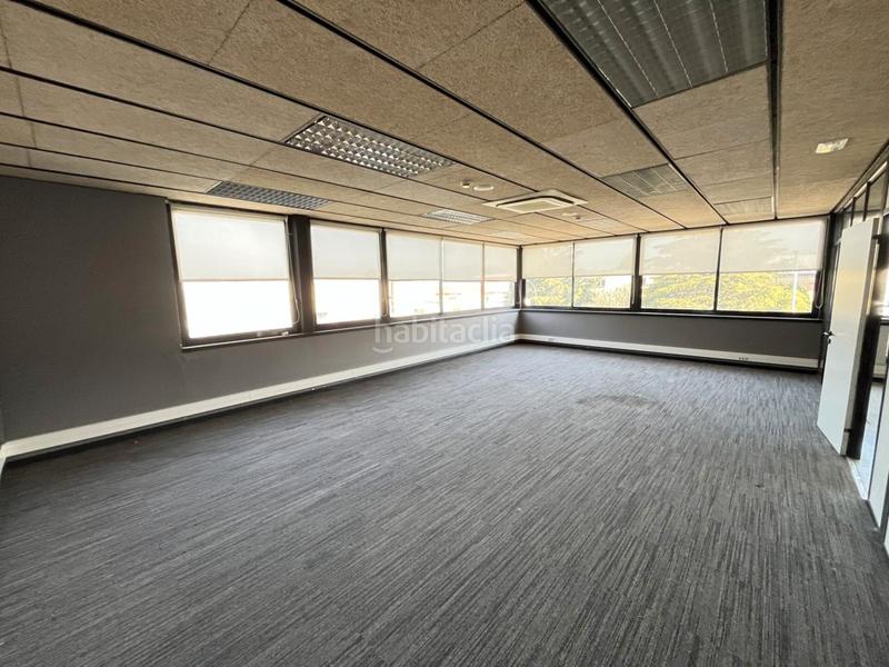 Foto fdd420a3-9534-41a8-81e2-33b0c627bd51. Nau industrial amb calefacció a Zona Industrial Barberà del Vallès