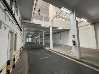 Location Bâtiment à usage industriel  Carrer de la riera del fonollar. Edificio-nave industrial en alquiler en sant boi de llobregat