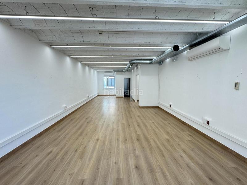 Foto 4e11383a-8c84-44fa-a5e4-760295812761. Rent office space with heating in Gòtic Barcelona