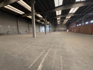 Rent Industrial building  Carrer la pedrosa