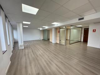 Rent Office space  Carrer d'aragó