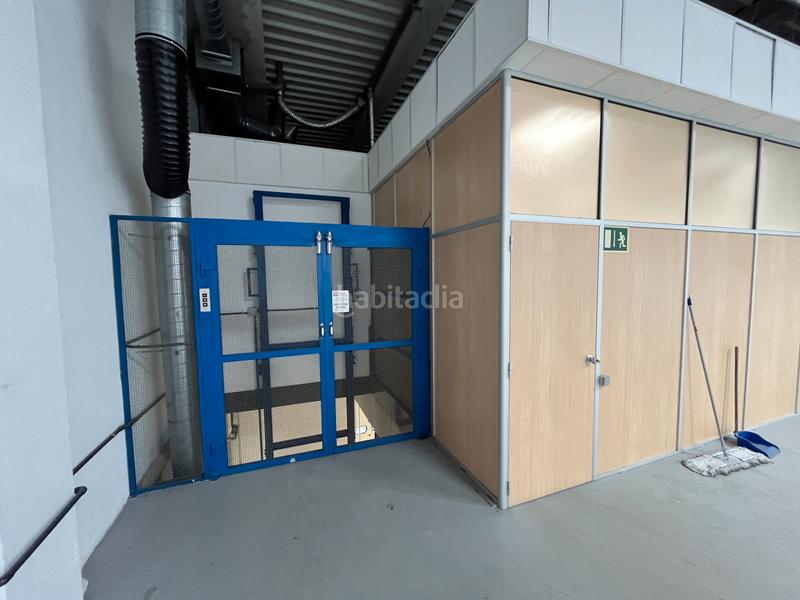 Foto 967e1a64-4614-4711-90f6-396b09ae3e0b. Location bâtiment à usage industriel avec chauffage dans Badalona