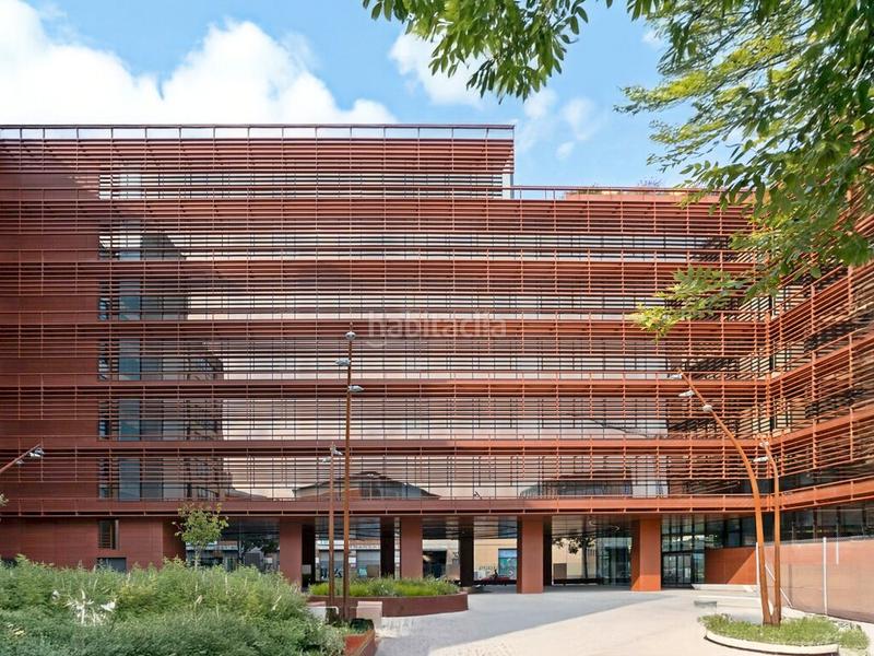 Foto 17a549e2-5c21-44e3-98a9-9f42dee17b8d. Rent office space with heating in El Parc i la Llacuna del Poblenou Barcelona