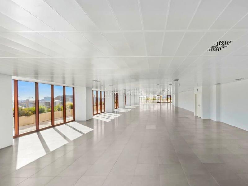 Foto c194fc86-6fbc-4674-8f05-2edac7b70d1d. Rent office space with heating in El Parc i la Llacuna del Poblenou Barcelona