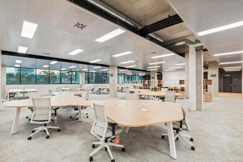 Foto 085a439f-b73d-4d45-bbcc-52297222e570. Location bureau avec chauffage dans Poblenou Barcelona