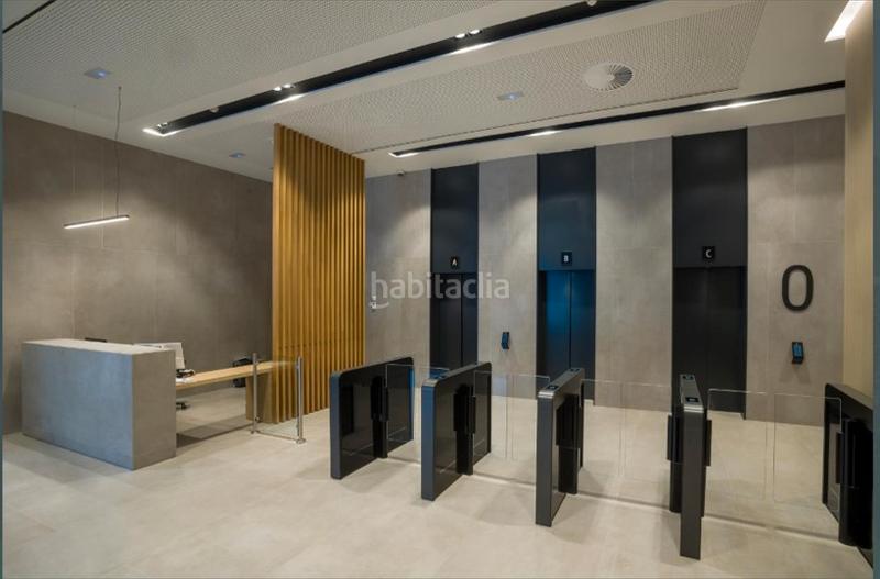 Foto c3c8610b-c762-4384-bfaf-113e2381bc7e. Location bureau avec chauffage dans Poblenou Barcelona