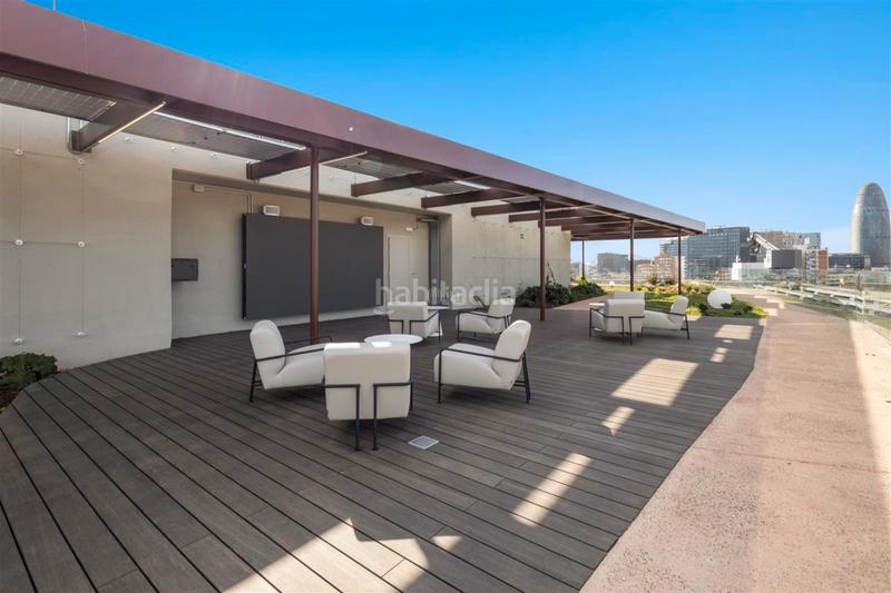 Foto 83280b87-65ef-4d50-916f-f5fa23014ceb. Location bureau avec chauffage parking dans Provençals del Poblenou Barcelona