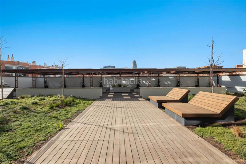 Foto eabbd961-a893-4d03-b3b7-8316b995861c. Location bureau avec chauffage parking dans Provençals del Poblenou Barcelona