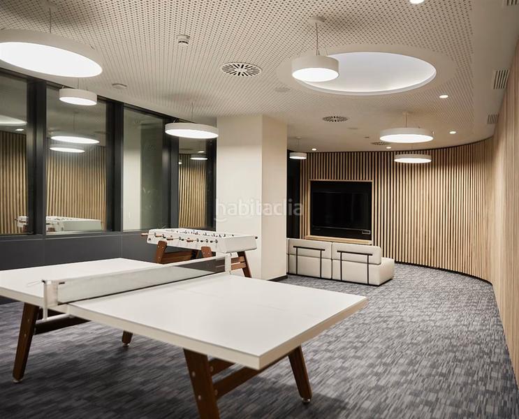 Foto 5c492754-2774-4ab2-acaf-981cc6c72d44. Lloguer oficina amb calefacció aparcament a Provençals del Poblenou Barcelona