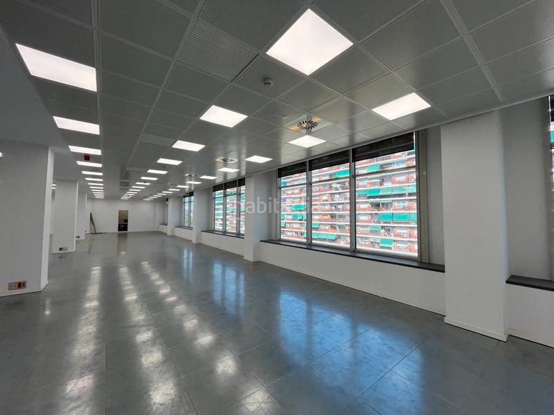 Foto 19c38c4b-1f85-4ba5-8cd8-199c48c54ffe. Rent office space with parking in El Parc i la Llacuna del Poblenou Barcelona